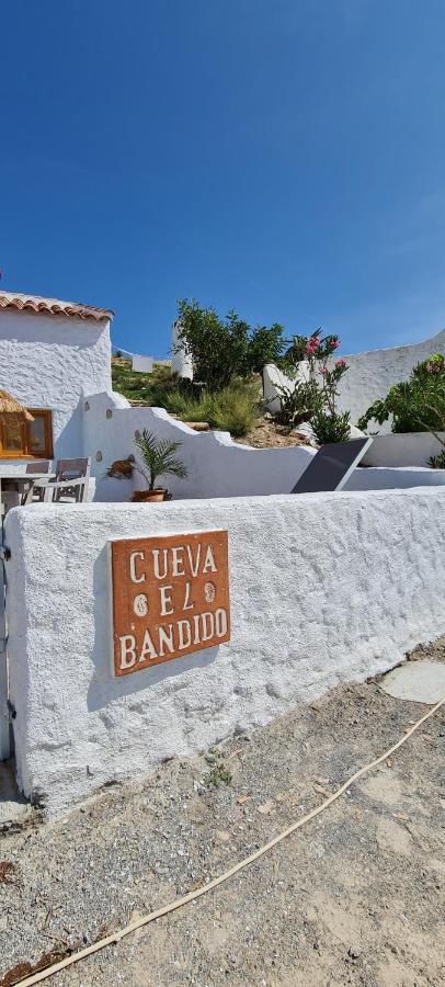 Cuevas Los Coloraos - El Bandido Villanueva de las Torres Buitenkant foto